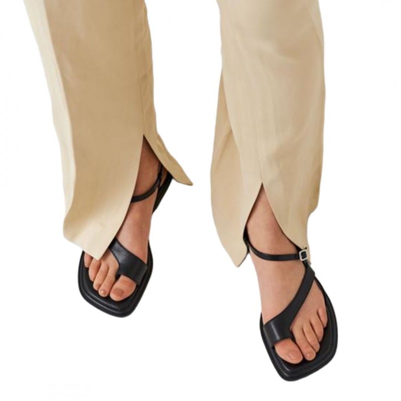 WOMEN'S SANDAL BLACK VAGABOND 5513-001-20